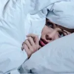 Почему плохие сны могут быть ранним признаком развития деменции