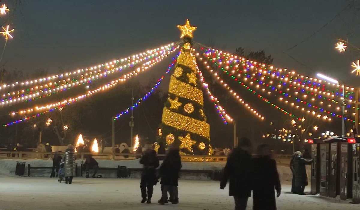 Карагандинская елка, архивное фото