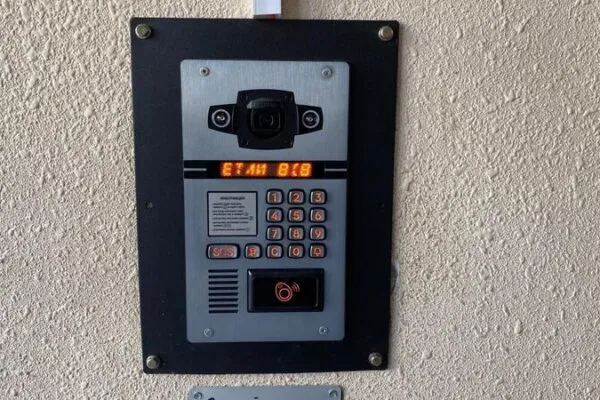 Умный домофон