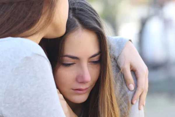 В Караганде девочку-подростка избила группа сверстников: открыли уголовное дело