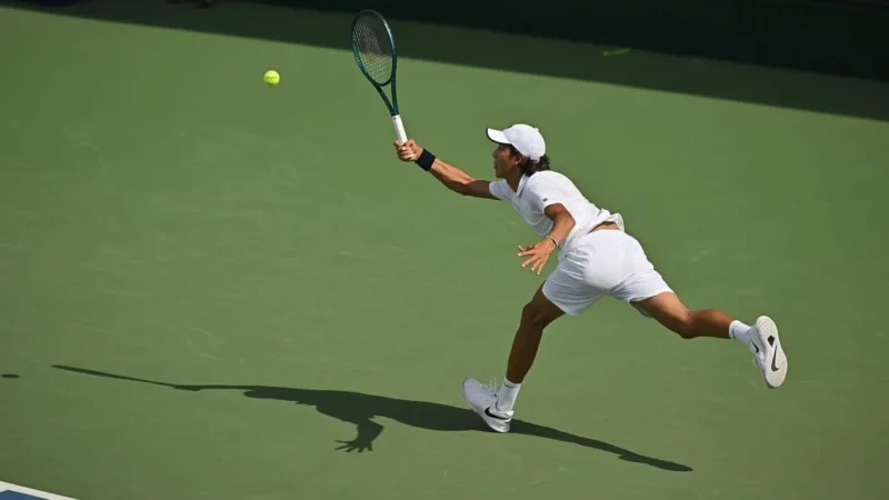 Теннисист из Караганды выиграл турнир ITF в Тунисе