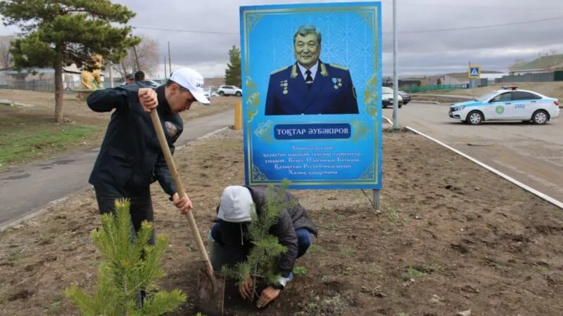 Сосну в честь героя высадили в Караганде