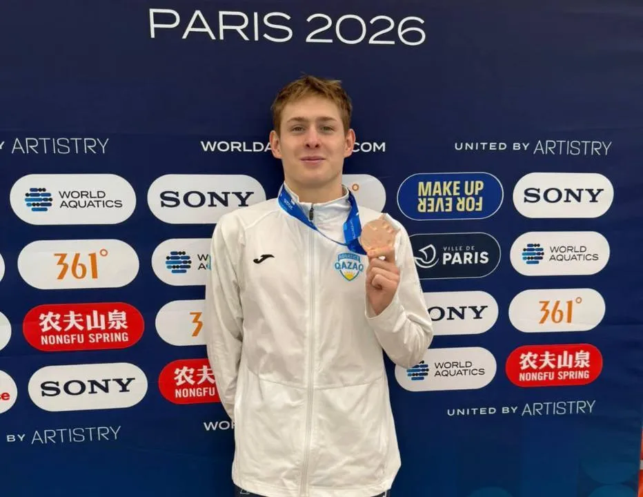 Спортсмен из Темиртау вошел в тройку лучших на Кубке мира по артистическому плаванию