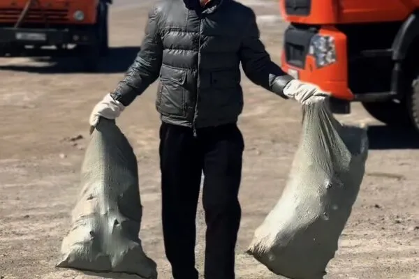 Не разовая акция: в Балхаше прошел большой субботник