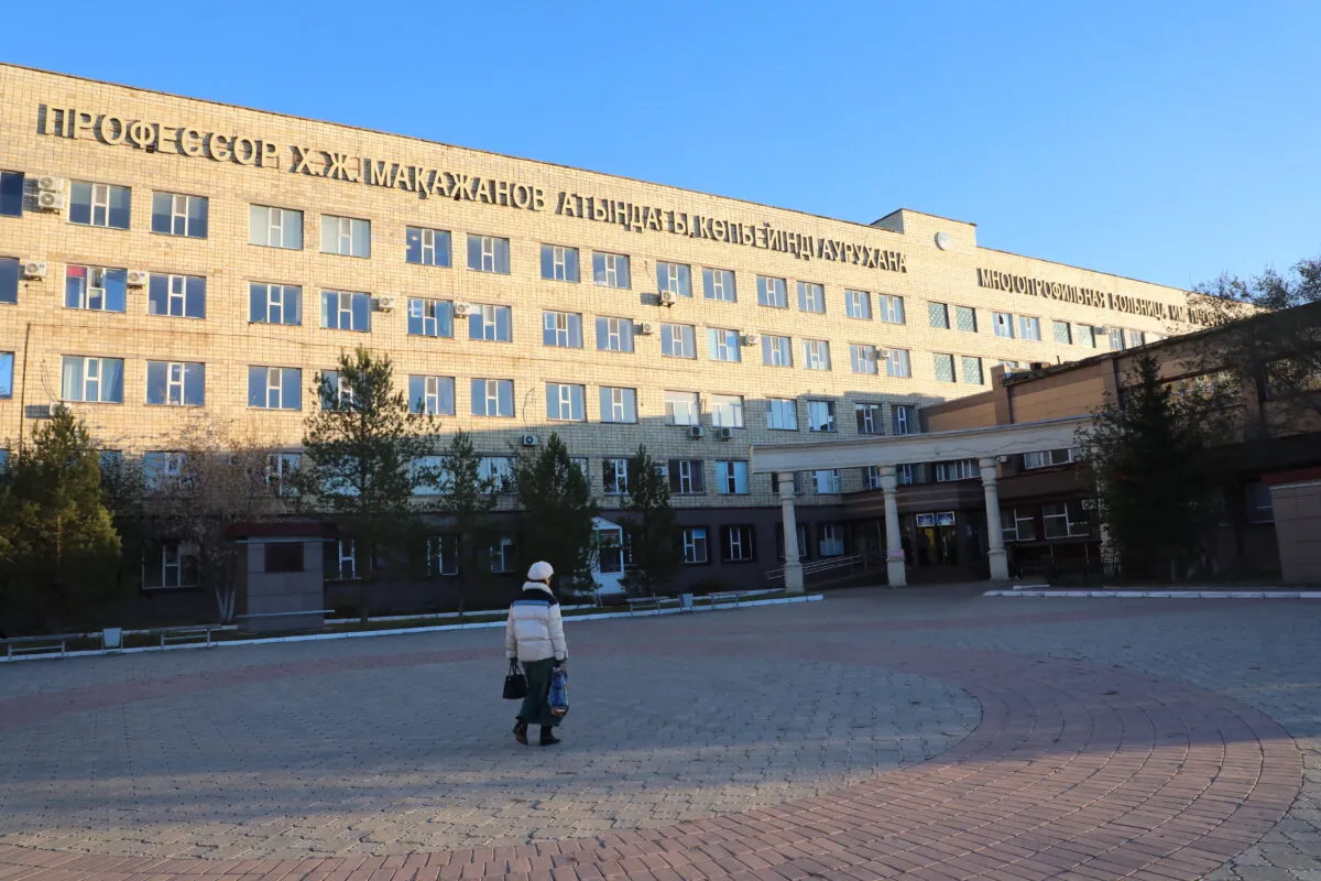 В больнице Караганды находятся семь пациентов, пострадавших при ДТП в Каркаралинском районе