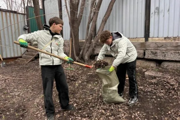 В Темиртау прошла акция по очистке родников