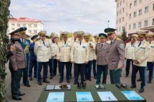 «Сарбазға прокурорлық кеңес»: в Нацгвардии прошла встреча солдат с Генпрокурором