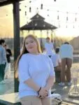 Меланья общается на казахском языке