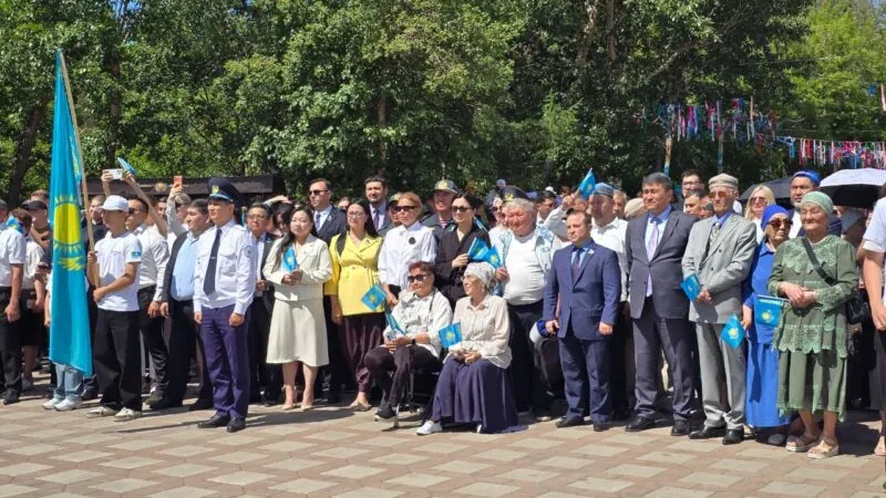 В Темиртау состоялся форум «Көк тудың желбірегені» под девизом единства и патриотизма