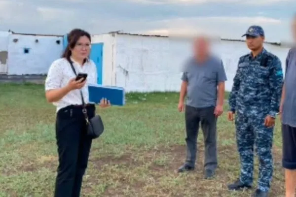 Полицейские Карагандинской области задержали подозреваемого в серии краж