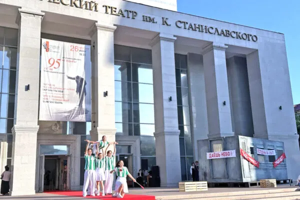 Сцены и судьбы: закрыт юбилейный сезон