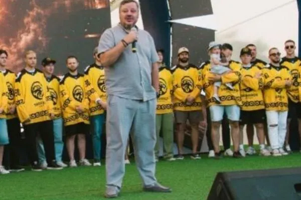 В Караганде представили новый состав хоккейного клуба «Сарыарки»