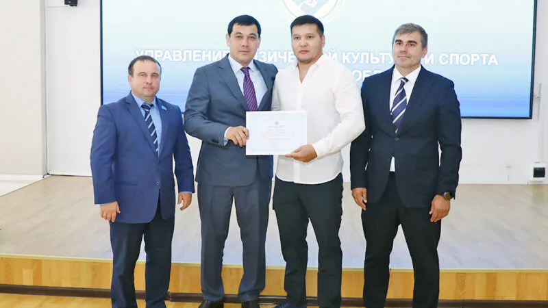 В Караганде награды за достижения в культуре были вручены 5 лауреатам