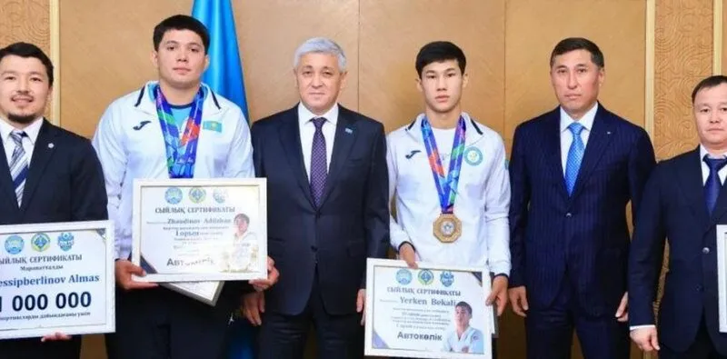 Карагандинские дзюдоисты завоевали золото и бронзу на чемпионате мира в Эквадоре