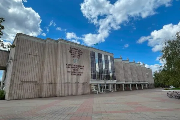 Осенняя феерия ждет карагандинских поклонников оперетты и мюзикла