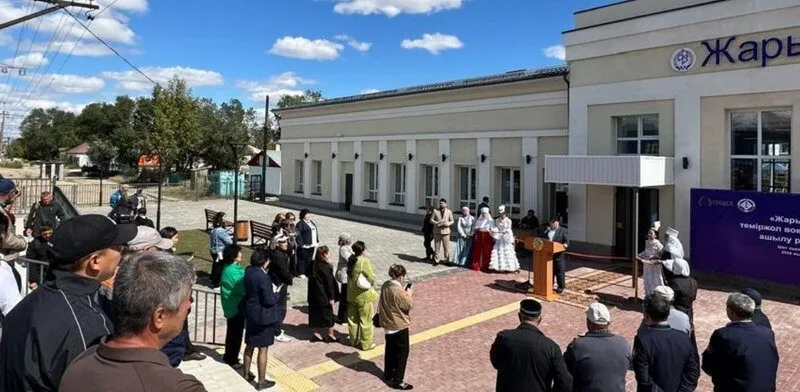 В Карагандинской области открылся обновленный вокзал Жарыка после реконструкции