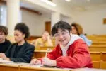 Год в Праге решает все: почему курсы чешского в столице дают неоспоримое преимущество