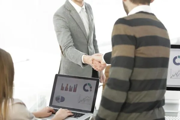Рабочая техника продаж B2C: как продавать быстрее и дороже